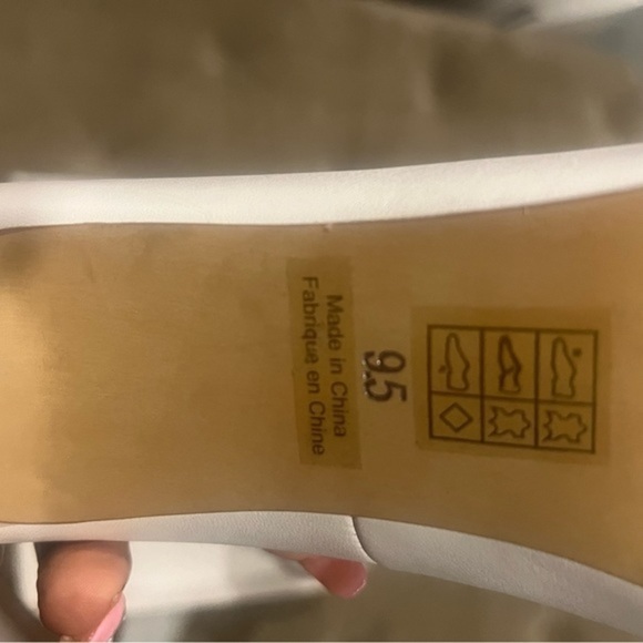 JEFFREY CAMPBELL HEEL SZ: 9.5 - Picture 4 of 4